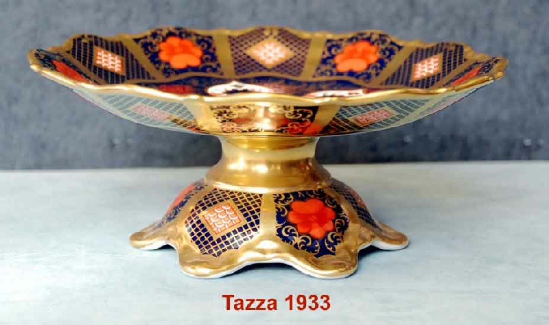 英国製  CROWN DERBY 【Milldale】トリオ4名様 英国製 ROYAL CROWN DERBY 【Milldale】トリオ4名様（ロイヤル